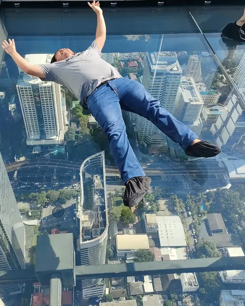 mahanakhon glass tray